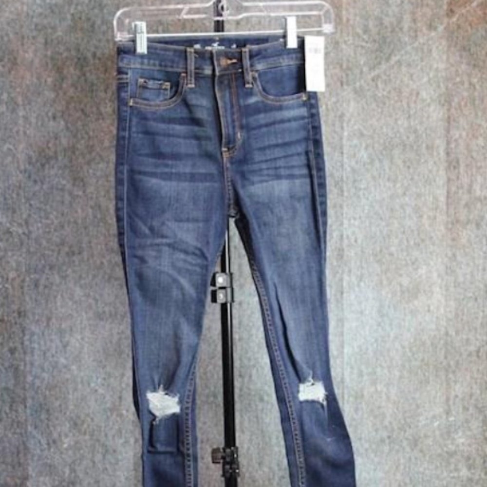 NWT HOLLISTER Women's Dark Blue Ripped Knee Skinny Jeans - 23/28